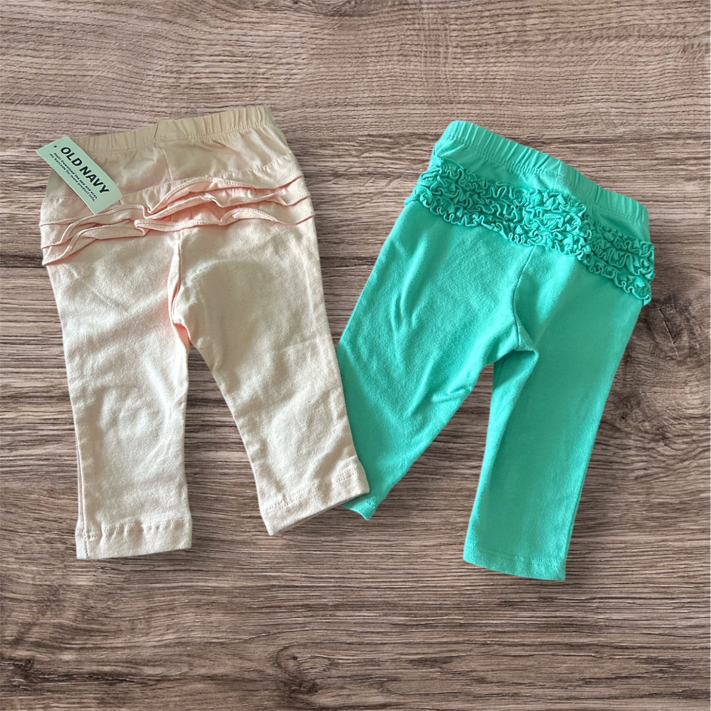 Old Navy One PRELOVED and One New bottoms 3-6 months 1410